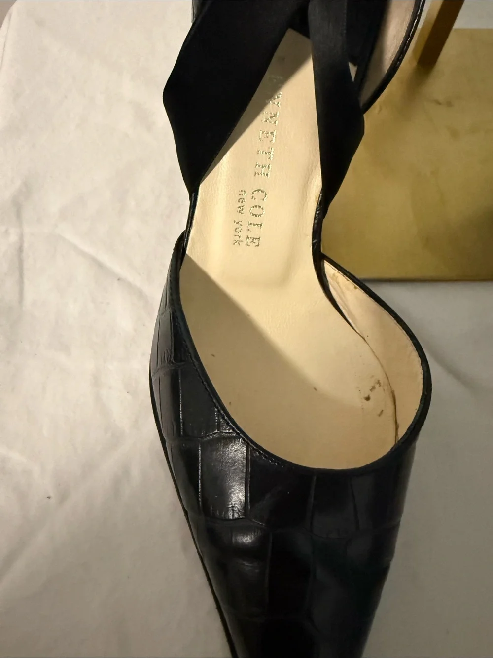 Kenneth Cole Black Pointed Lace-Up Women’s Pumps! - Picture 4 of 11